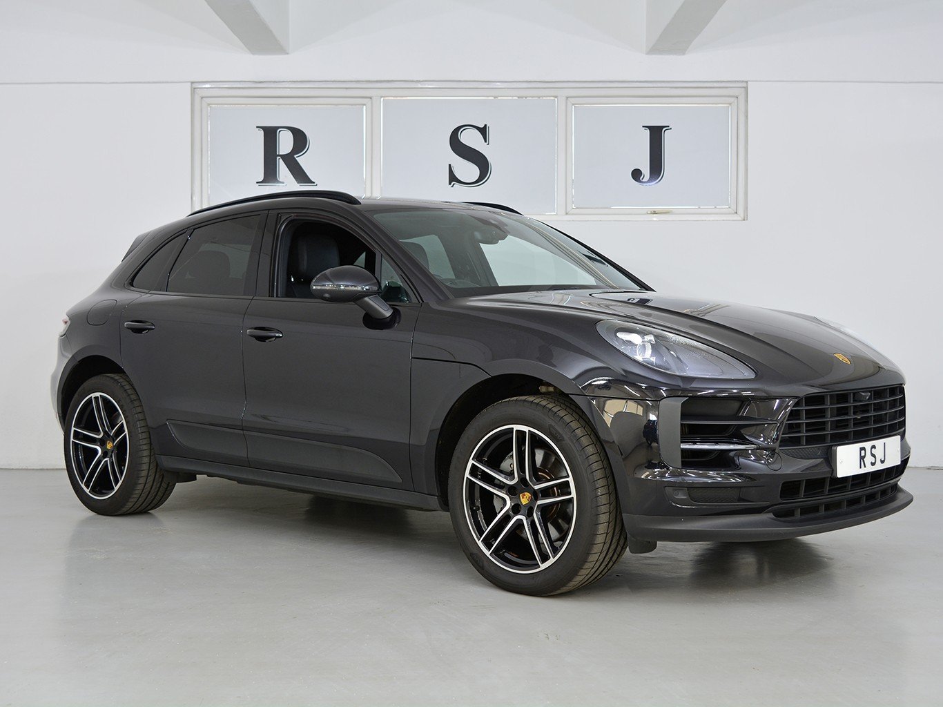 2020 Porsche Macan